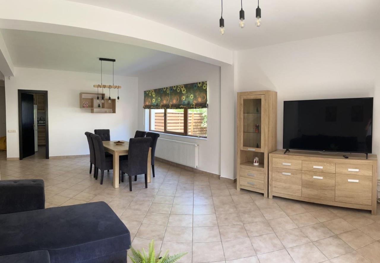 Vila 7 Predeal - Unique Location In The Forest Εξωτερικό φωτογραφία